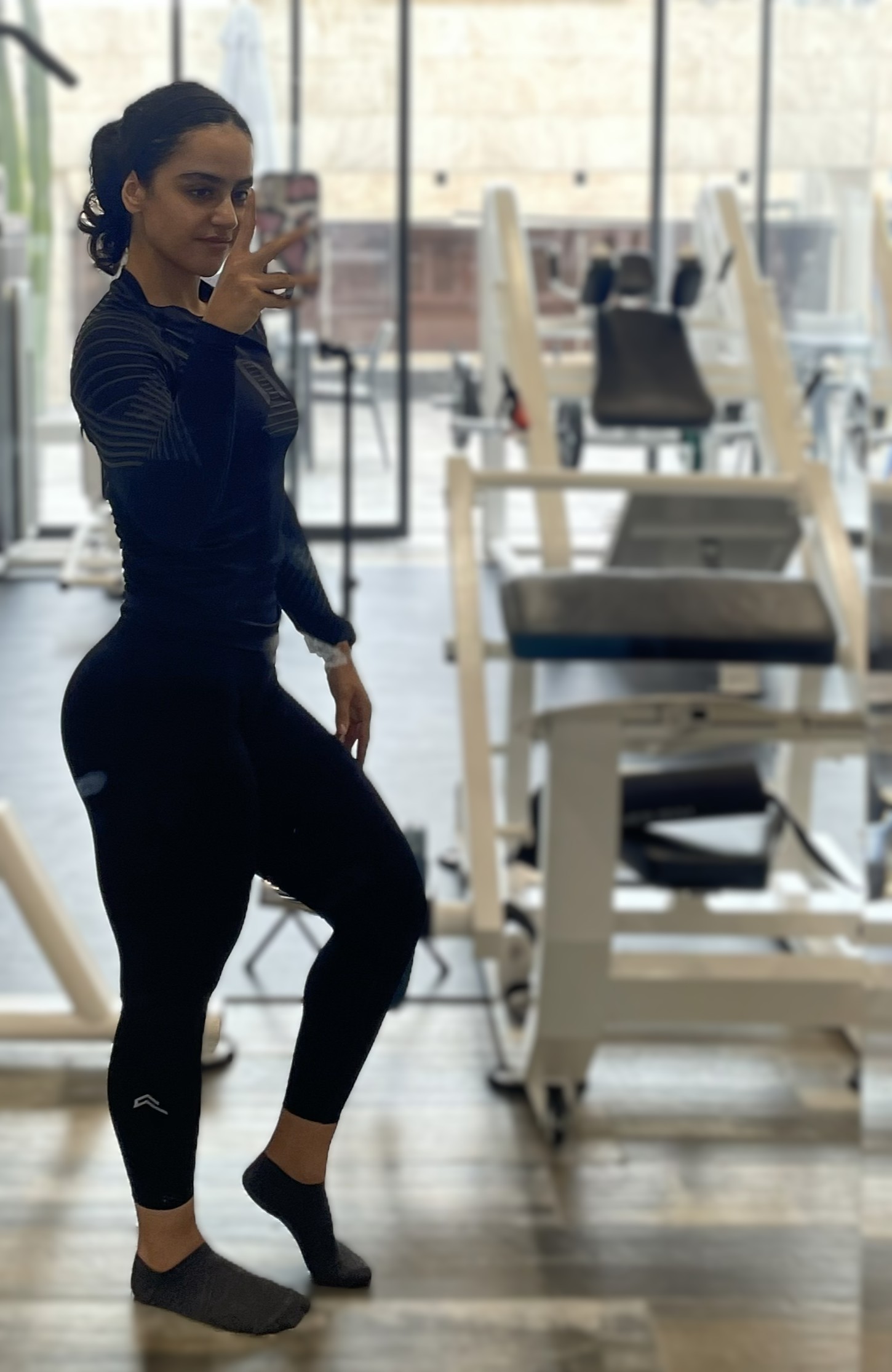 حانیه در باشگاه